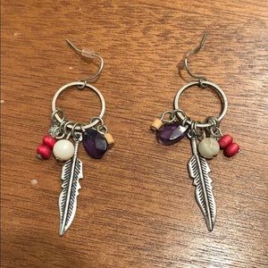 Feather dangle earrings